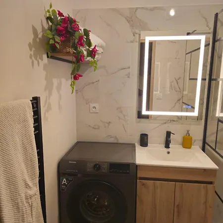 Le Nid De - 20 Min - Clim & Parking Appartement *